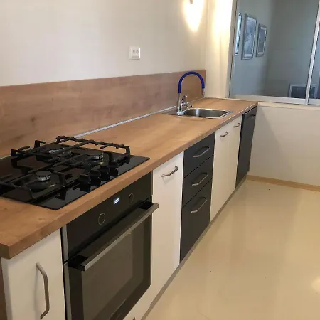 With Pool, Big Garden, Private Pool, A Few Steps From The Beach, 4 Stars 别墅 扎达尔